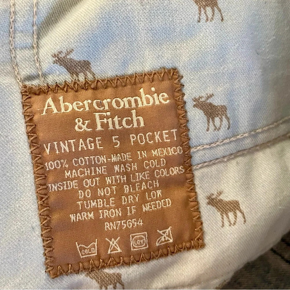 Abercrombie and Fitch vintage Erin distressed low rise blue jeans size 8 regular - Picture 11 of 12